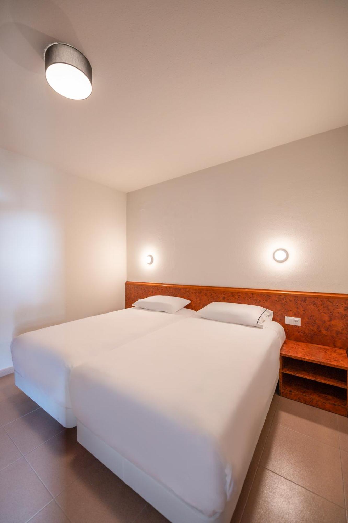 Apartment Hesperia Sant Joan Sant Joan Despi